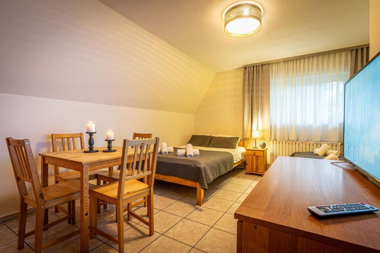 Liberta Inn - Pokoje Goscinne Закопане Экстерьер фото